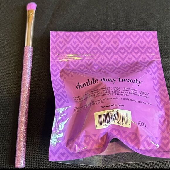 🌻$10 Tarte The Shaper Beauty Sponge & Eyeshadow Brush New Full Size - Picture 2 of 8